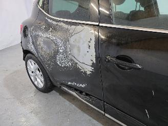 Renault Clio 0.9 TCe Limited picture 12