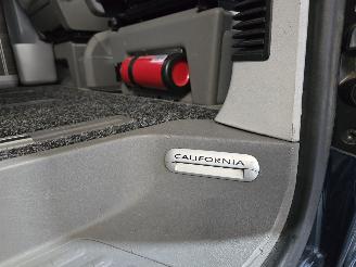 Volkswagen Transporter California picture 29