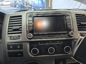 Volkswagen Transporter California picture 39