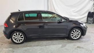 Voiture accidenté Volkswagen Golf 1.4 16V 2017/9