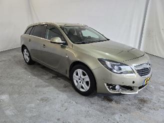 krockskadad bil auto Opel Insignia SPORTS TOURER SW 2016/2