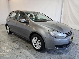 uszkodzony samochody osobowe Volkswagen Golf 1.2 TSI Comfl. BlueM 2012/5