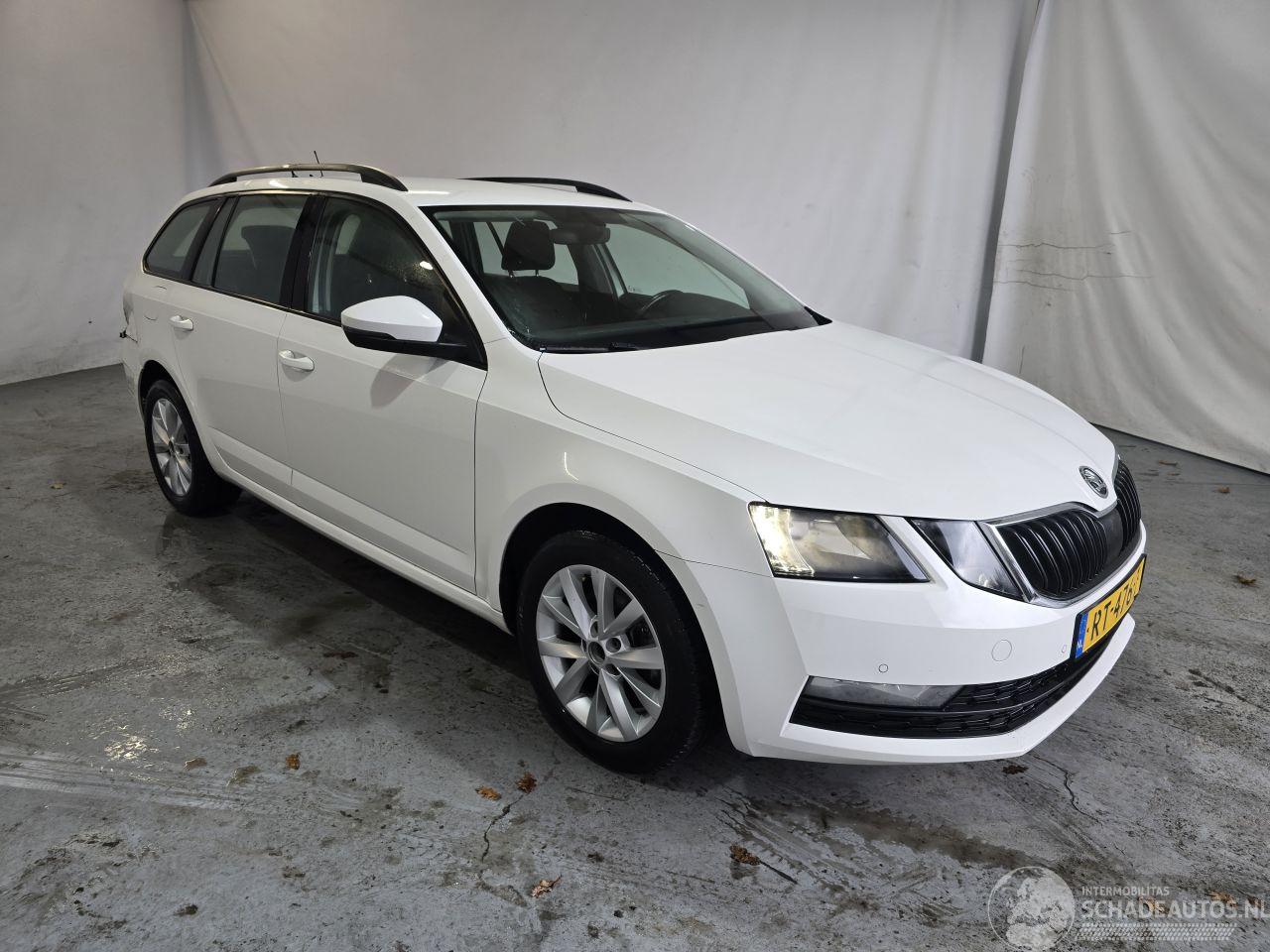 Skoda Octavia 1.0 TSI Greentech Ambition Business