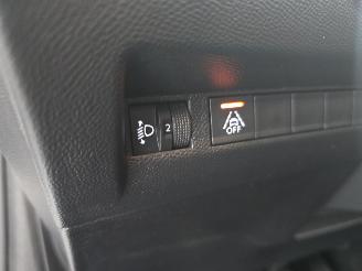 Peugeot 208 1.2 PureTech Active picture 23