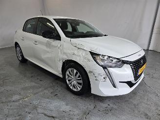 Vaurioauto  passenger cars Peugeot 208 1.2 PureTech Active 2023/9