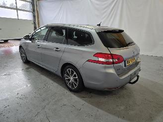 Peugeot 308 SW 1.2 PureT.Blue L. Ex picture 5