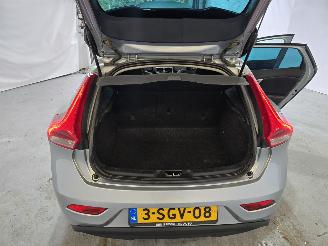 Volvo V-40 1.6 D2 R-Design picture 19