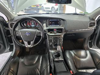 Volvo V-40 1.6 D2 R-Design picture 23