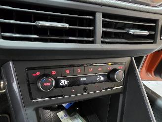 Volkswagen Polo 1.0 TSI Highl.BnsR picture 36