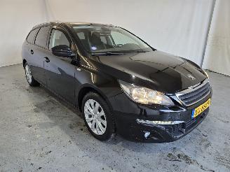 krockskadad bil auto Peugeot 308 1.2 PureTech Style 2016/8