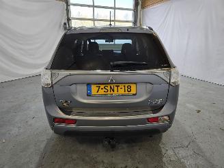 Mitsubishi Outlander 2.0 PHEV Intense + picture 6