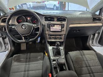 Volkswagen Golf Variant 1.0 TSI Connected Series picture 16