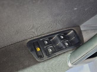 Volkswagen Golf Variant 1.0 TSI Connected Series picture 17