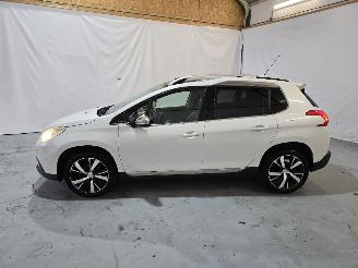 Peugeot 2008 1.6 VTi Féline picture 4