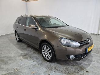 krockskadad bil auto Volkswagen Golf Variant 1.2 TSI Highl. Bl.M 2010/10