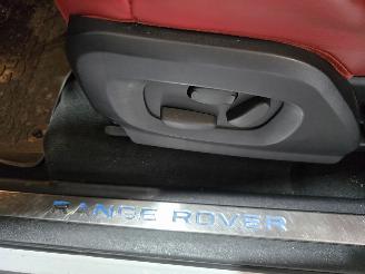 Land Rover Range Rover Evoque 2.0 Si 4WD Prestige picture 28