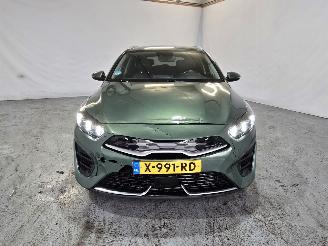 Kia Ceed 1.6 GDI PHEV DynamicPlusLine picture 2