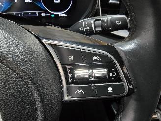 Kia Ceed 1.6 GDI PHEV DynamicPlusLine picture 35