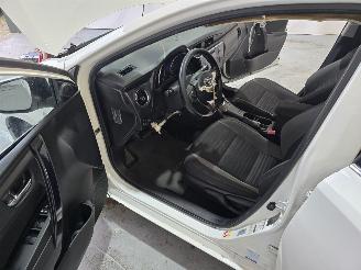 Toyota Auris 1.8 Hybr. Aspiration picture 31