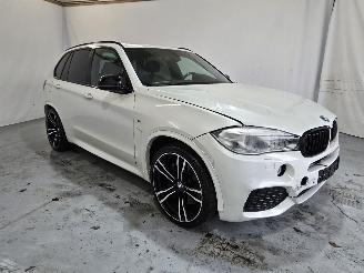 Schadeauto BMW X5 M50D 2014/1