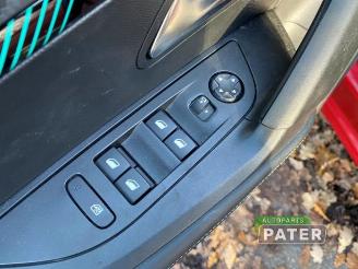 Peugeot 2008 2008 (UD/UK/UR/US/UX), MPV, 2019 e-2008 50 kWh picture 7