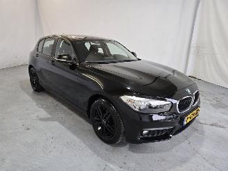 skadebil auto BMW 1-serie 116i M Sport 2016/1