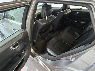 Mercedes E-klasse Estate 220 CDI Amb. Avant. picture 16