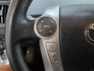 Toyota Prius 1.8 Plug-in Executive Business picture 29