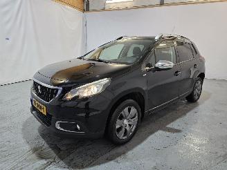 Peugeot 2008 1.2 PureTech Allure picture 3