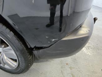 Peugeot 2008 1.2 PureTech Allure picture 9