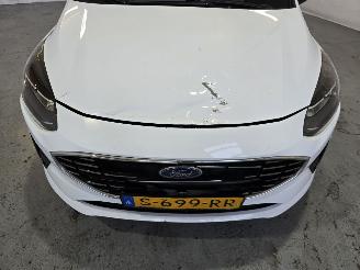 Ford Fiesta 1.0 Eco Boost Hybrid Titanium picture 9