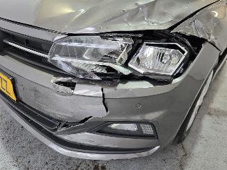 Volkswagen Polo 1.0 TSI Comfortline picture 11