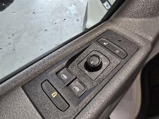 Volkswagen Transporter 2.0 TDI L1H1 28 Comfortline picture 25