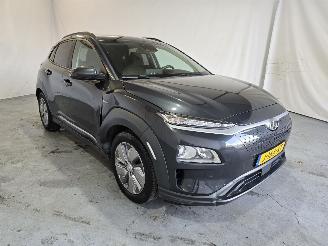 krockskadad bil auto Hyundai Kona EV Fashion 64 kWh 2020/12