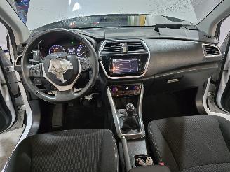 Suzuki SX4 1.0 Boosterjet Exclusive picture 27