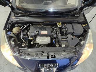 Peugeot 308 1.6 VTi Signature picture 10