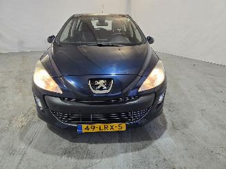 Peugeot 308 1.6 VTi Signature picture 2