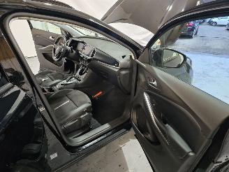 Opel Grandland 1.6 T Hybrid 4x4 GSe picture 19