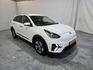 uszkodzony samochody osobowe Kia e-Niro ExecutiveLine 64 kWh 2019/5