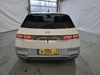 Hyundai Ioniq Lounge 73kWh picture 6