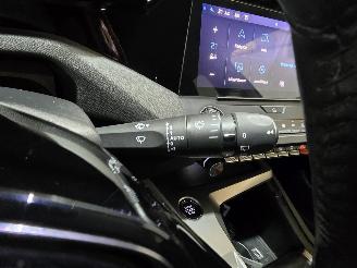 Peugeot 308 1.2 PureTech Active Pack Business picture 26