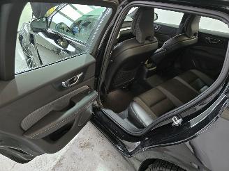 Volvo V-60 2.0 T6 Plug-in hybrid AWD Plus Dark picture 26