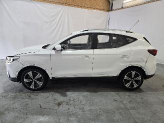 MG ZS EV Luxury 45 kWh picture 4