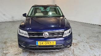 Volkswagen Tiguan 1.4 TSI ACT Comfortline Business picture 2