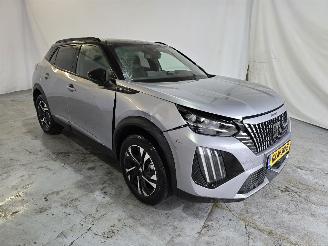 Schadeauto Peugeot e-2008 EV GT 54 kWh 2024/9