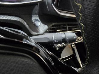 Peugeot e-2008 EV GT 54 kWh picture 30