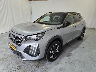 Peugeot e-2008 EV GT 54 kWh picture 3