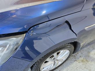 Renault Mégane Estate 1.6 dCi Série Signature Exclusiv picture 12