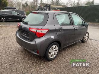 Toyota Yaris Yaris III (P13), Hatchback, 2010 / 2020 1.0 12V VVT-i picture 4