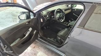 Renault Clio 1.0 TCe Zen picture 24